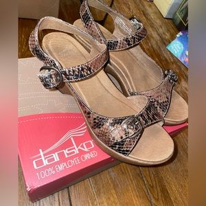 Brown Dansko Joanie Snake Sandals Size 38